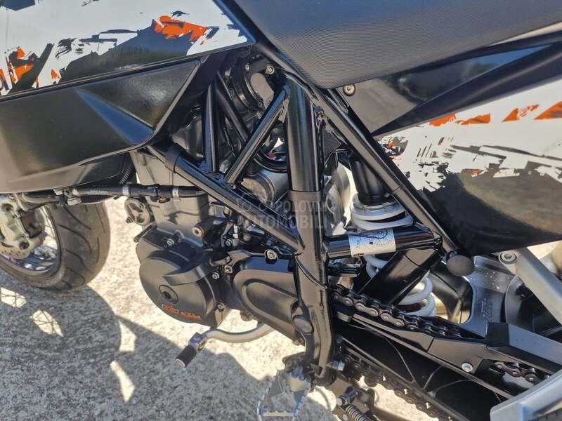 KTM 690 SM