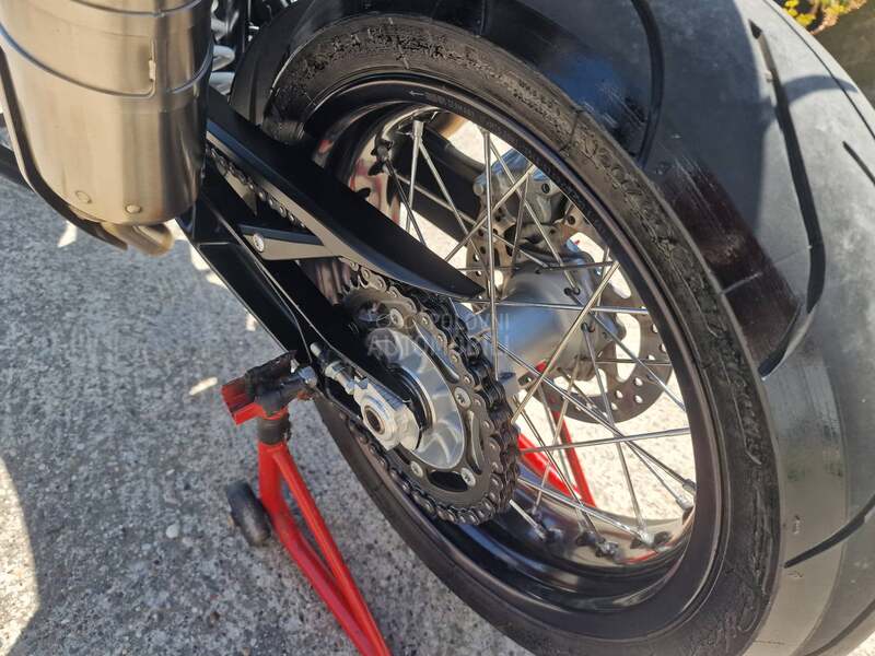 KTM 690 SM