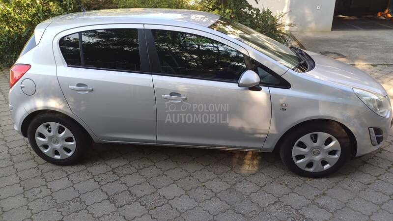 Opel Corsa D ADAM OPEL