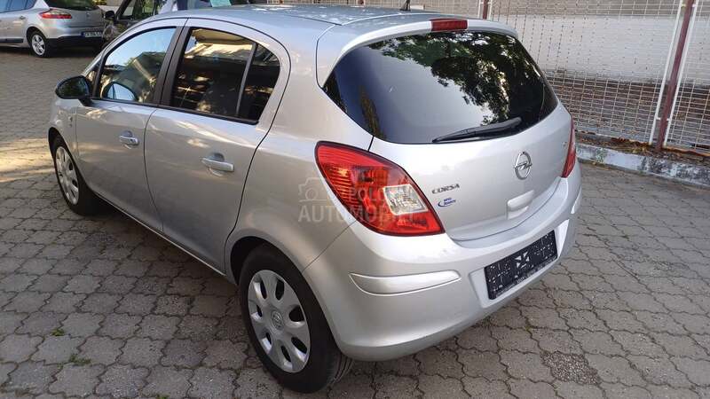 Opel Corsa D ADAM OPEL