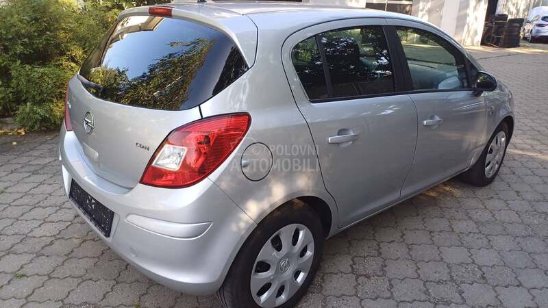 Opel Corsa D ADAM OPEL