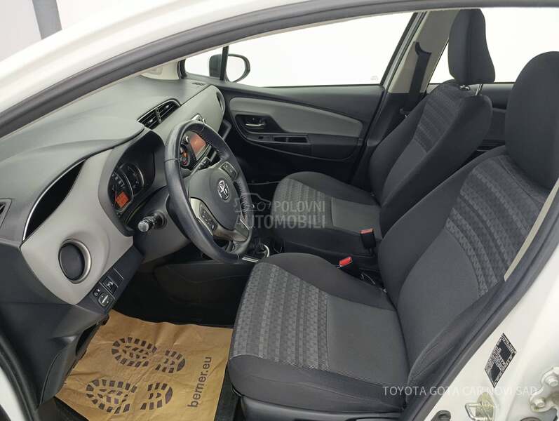 Toyota Yaris Stella