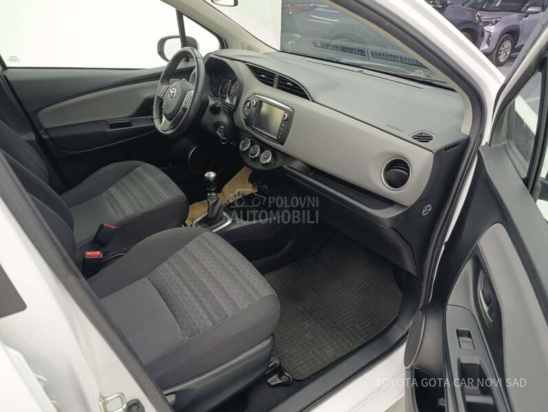 Toyota Yaris Stella