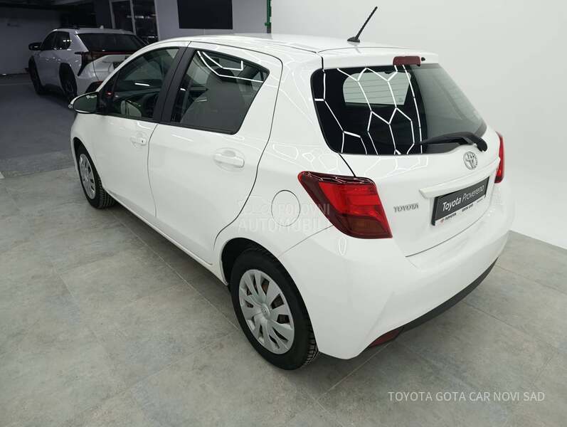 Toyota Yaris Stella