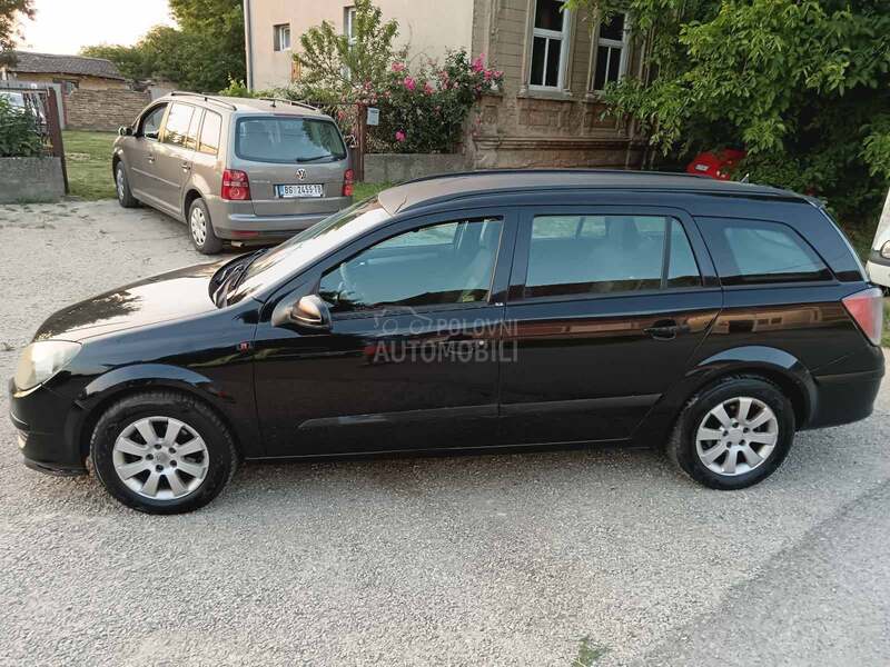 Opel Astra H 