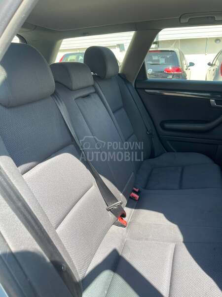Audi A4 AUDI A4
