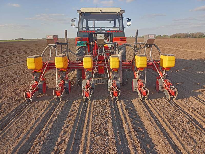 Matermacc 8230