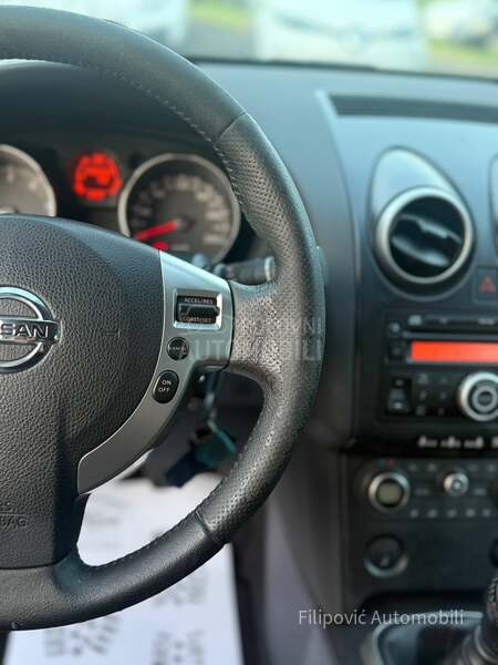 Nissan Qashqai RATA 89E