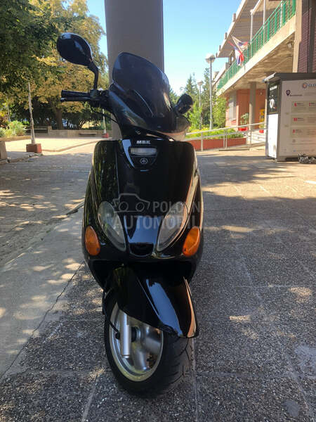 Yamaha majesty