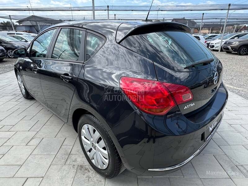 Opel Astra J 1.7 CDTI