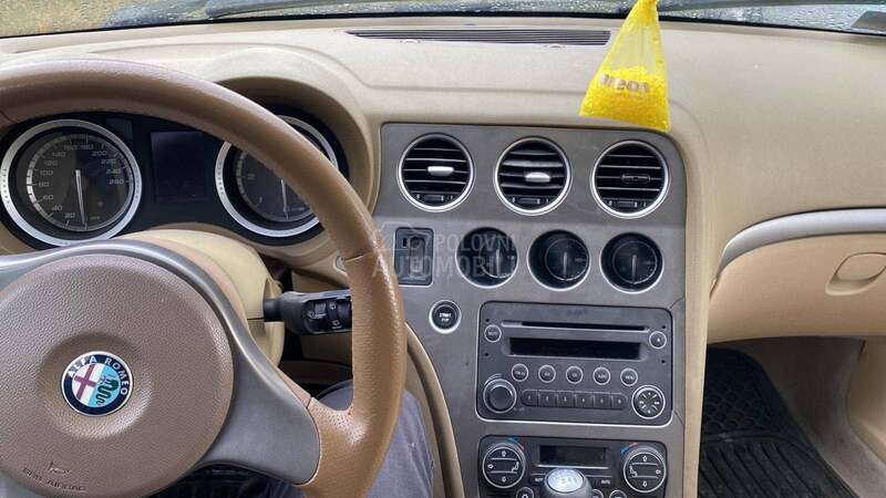 Alfa Romeo 159 