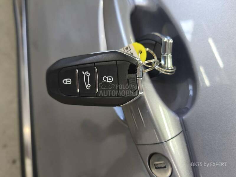 Peugeot 3008 Hybrid 50k Struja