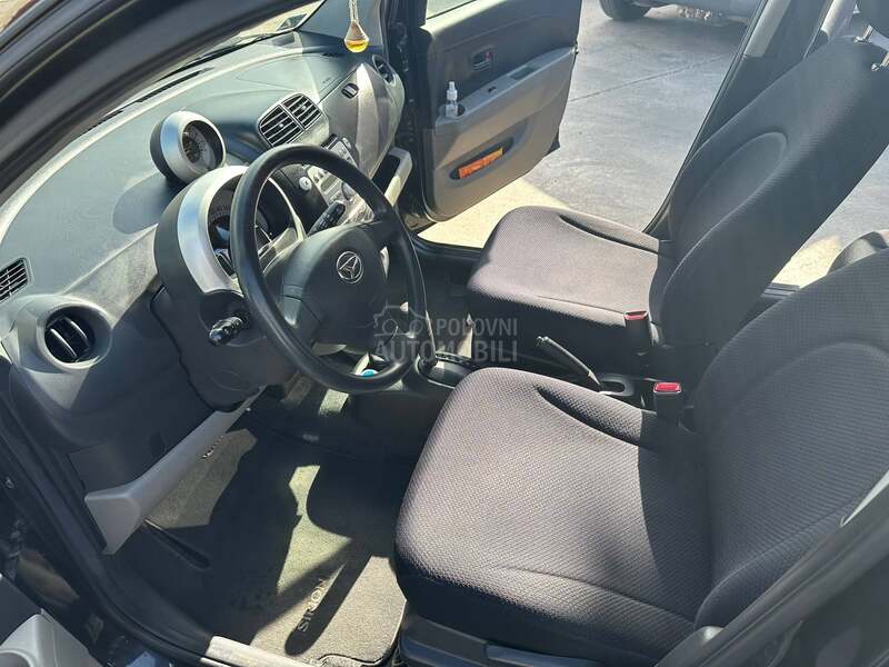 Daihatsu Sirion 1.3 Matik