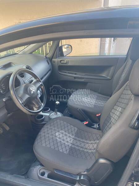 Mitsubishi Colt cz3