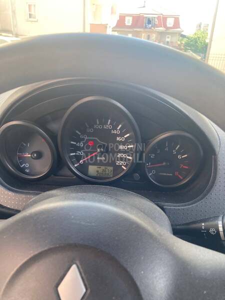 Mitsubishi Colt cz3