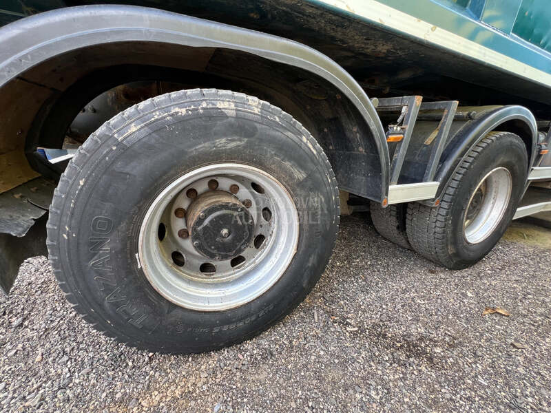 Iveco TRAKKER 410T45 8x8 Kiper