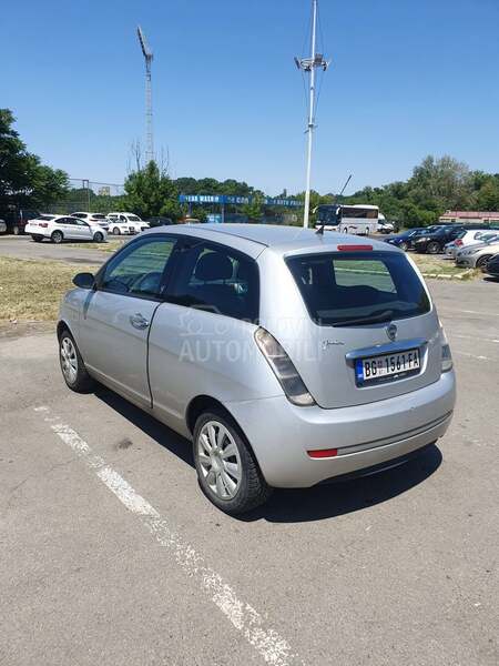 Lancia Ypsilon 1.2Y