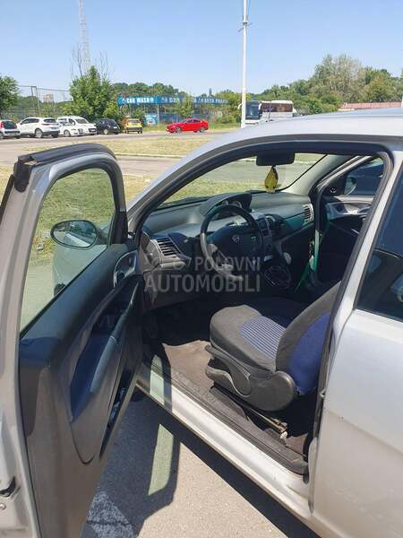 Lancia Ypsilon 1.2