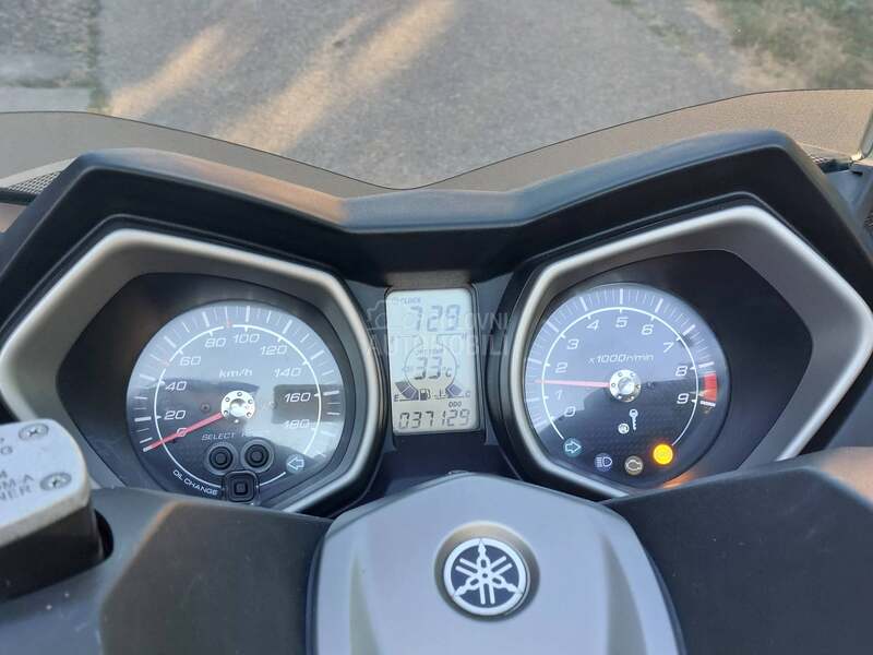 Yamaha Xmax400 X max