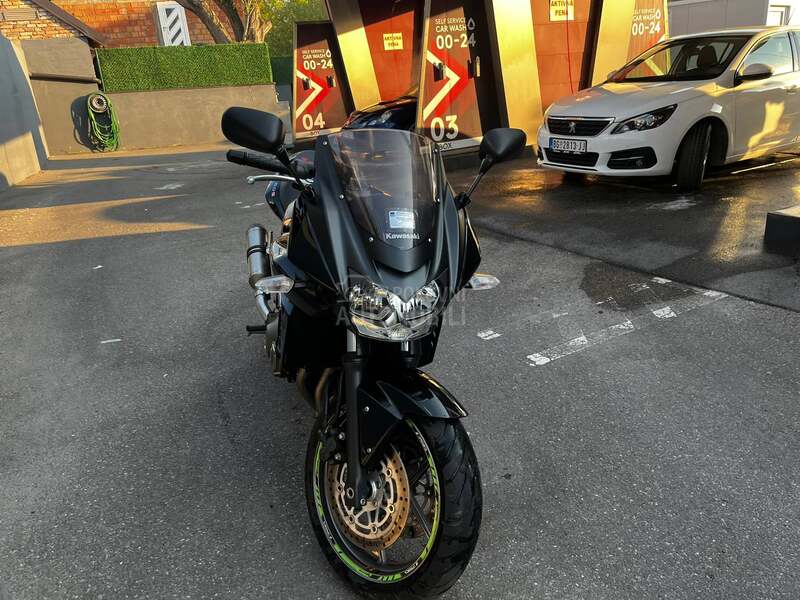 Kawasaki Z750s