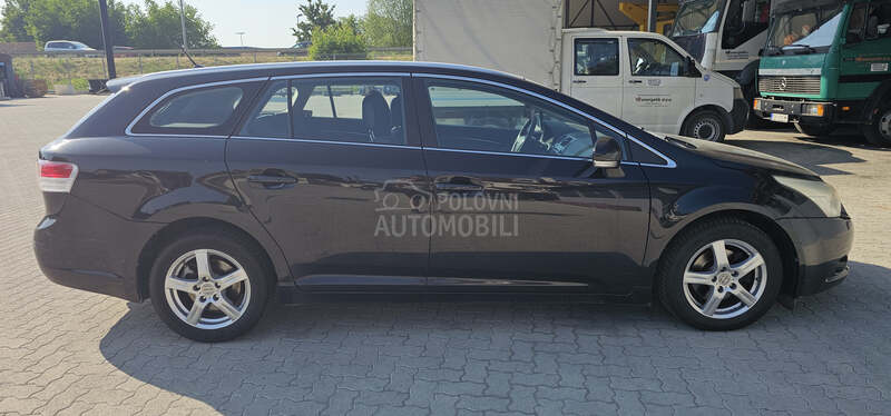 Toyota Avensis T27