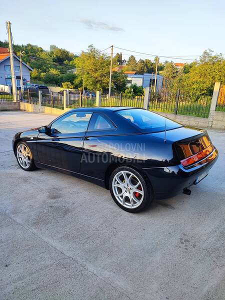 Alfa Romeo GTV 
