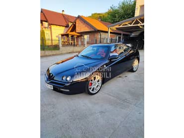 Alfa Romeo GTV 