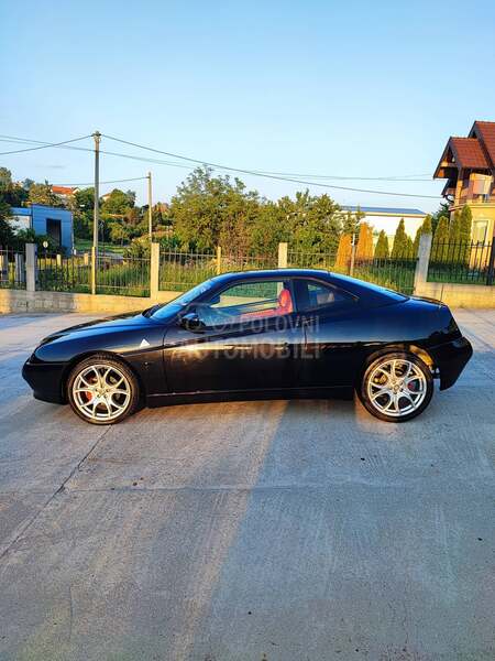 Alfa Romeo GTV 