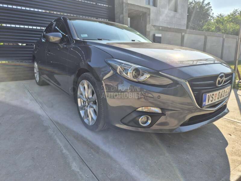 Mazda 3 2.2 SKYAKTIV