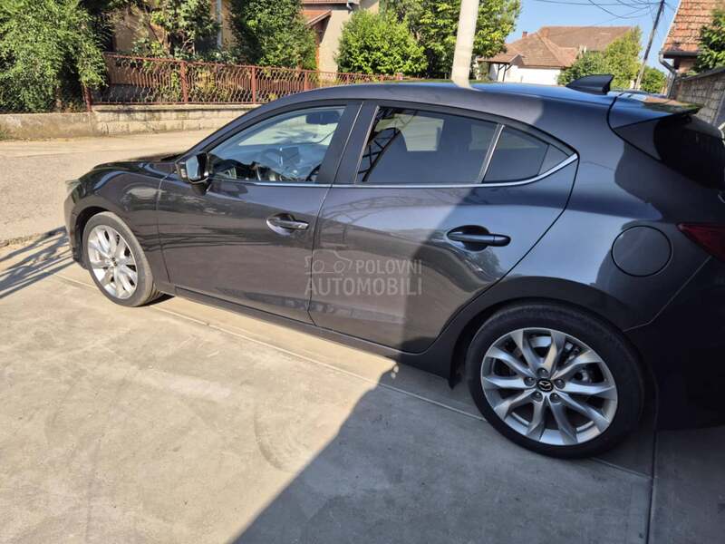 Mazda 3 2.2 SKYAKTIV