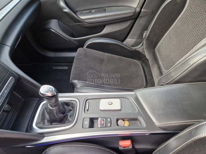 Renault Megane Intens TCE 130