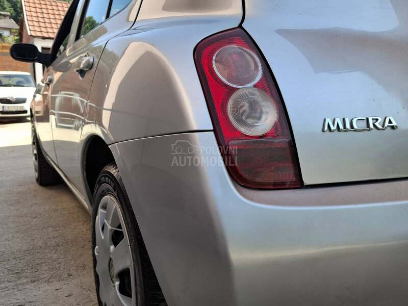 Nissan Micra 