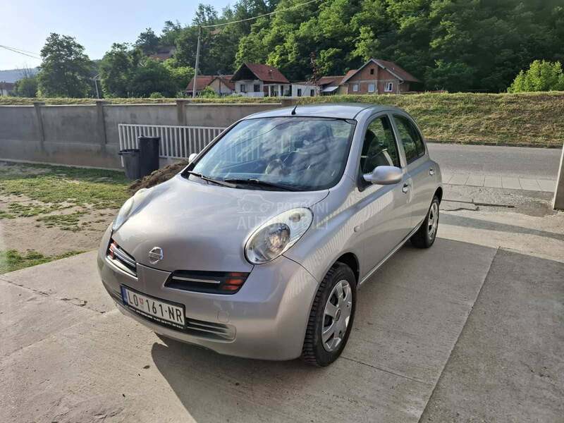 Nissan Micra 