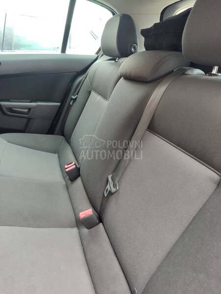 Opel Astra H 