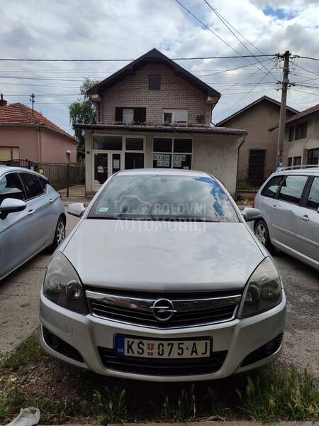 Opel Astra H 