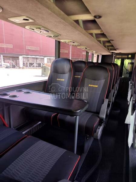 Vanhool T927