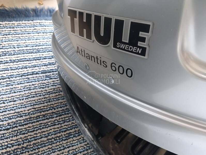 Krovna kutija (kofer) Thule