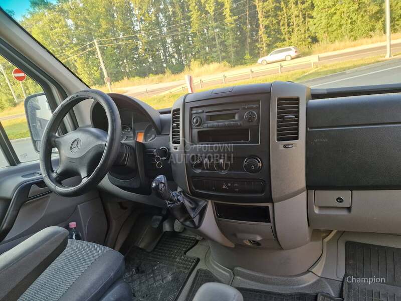 Mercedes Benz Sprinter 