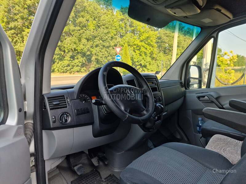Mercedes Benz Sprinter 