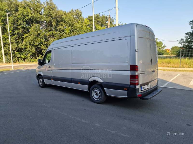 Mercedes Benz Sprinter 