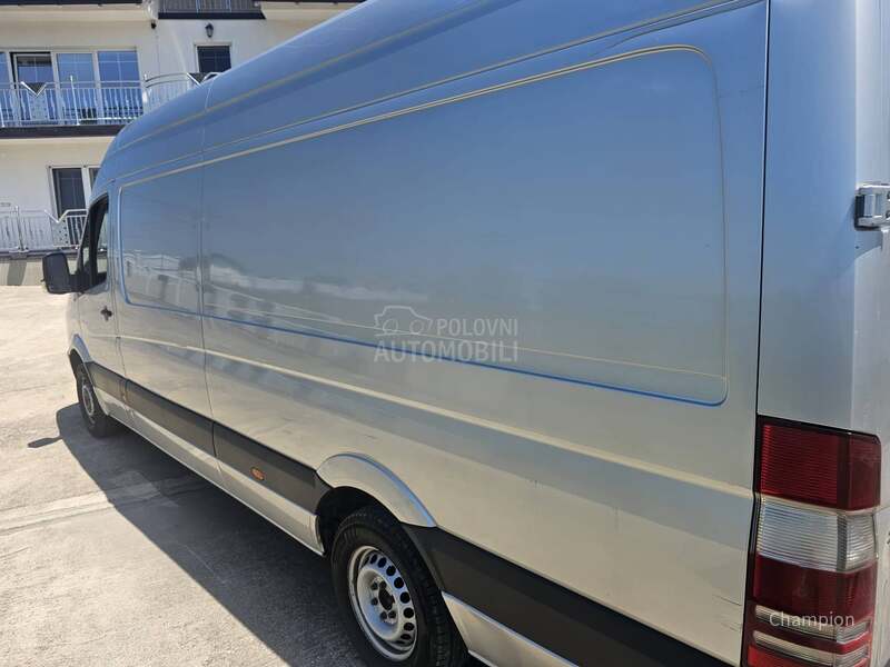 Mercedes Benz Sprinter 