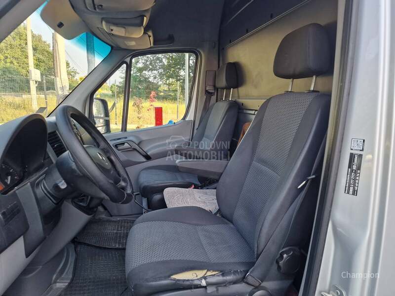 Mercedes Benz Sprinter 