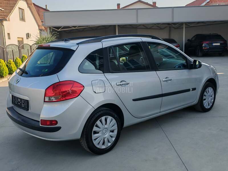 Renault Clio 1.2 5.5k.w CH NA.VI