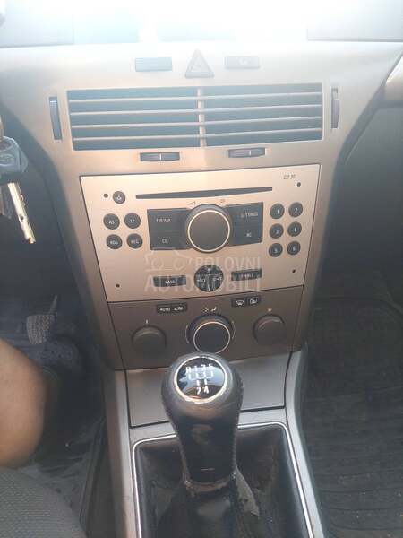 Opel Astra H 1.6 twinport