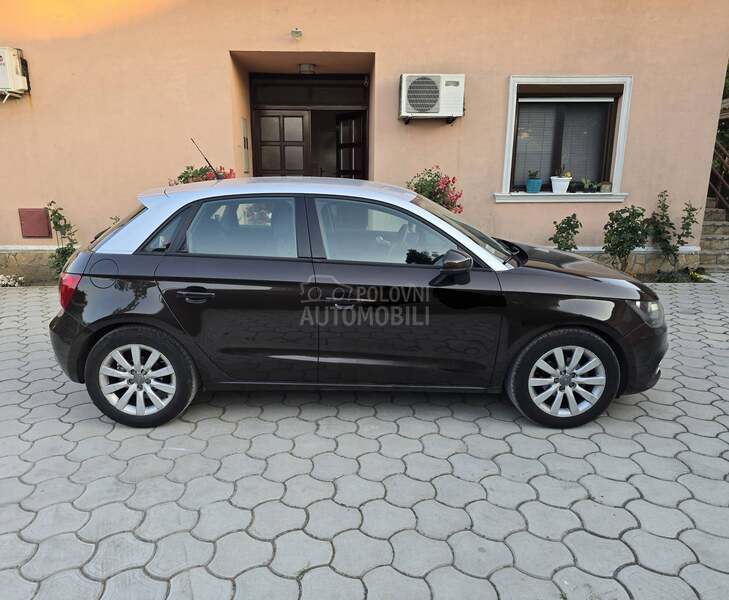 Audi A1 BiCOLOR / N.A.V.I