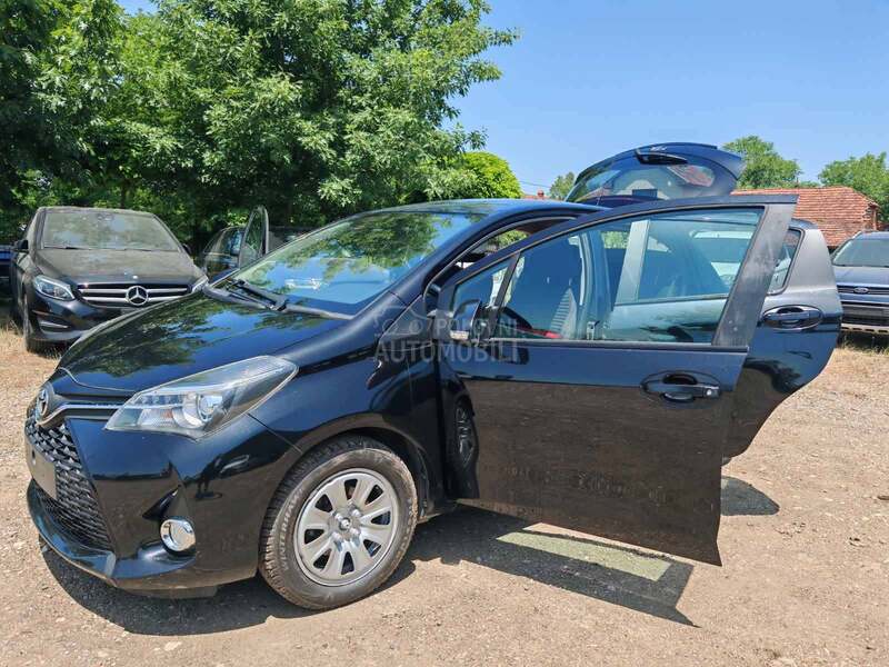 Toyota Yaris O.D.L.I.Č.N.A.CH