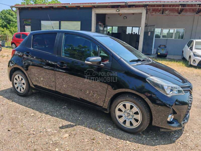 Toyota Yaris O.D.L.I.Č.N.A.CH