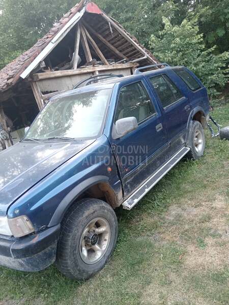 Opel Frontera 2.3