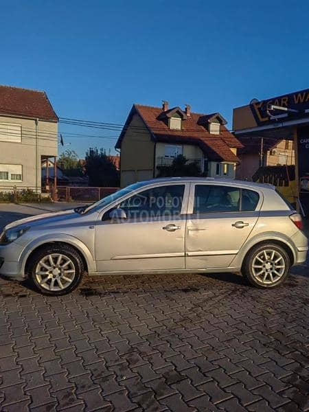 Opel Astra H CDTI