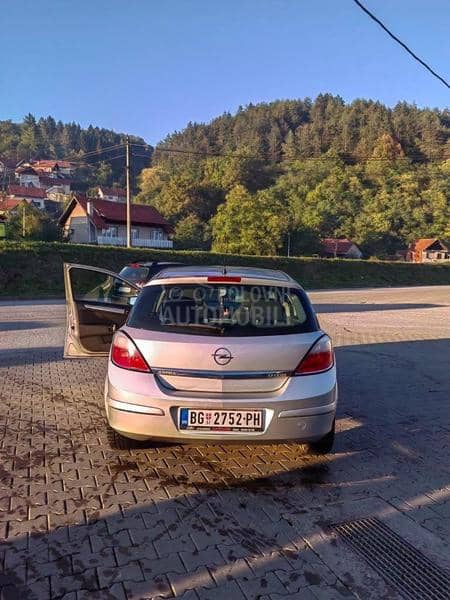 Opel Astra H CDTI